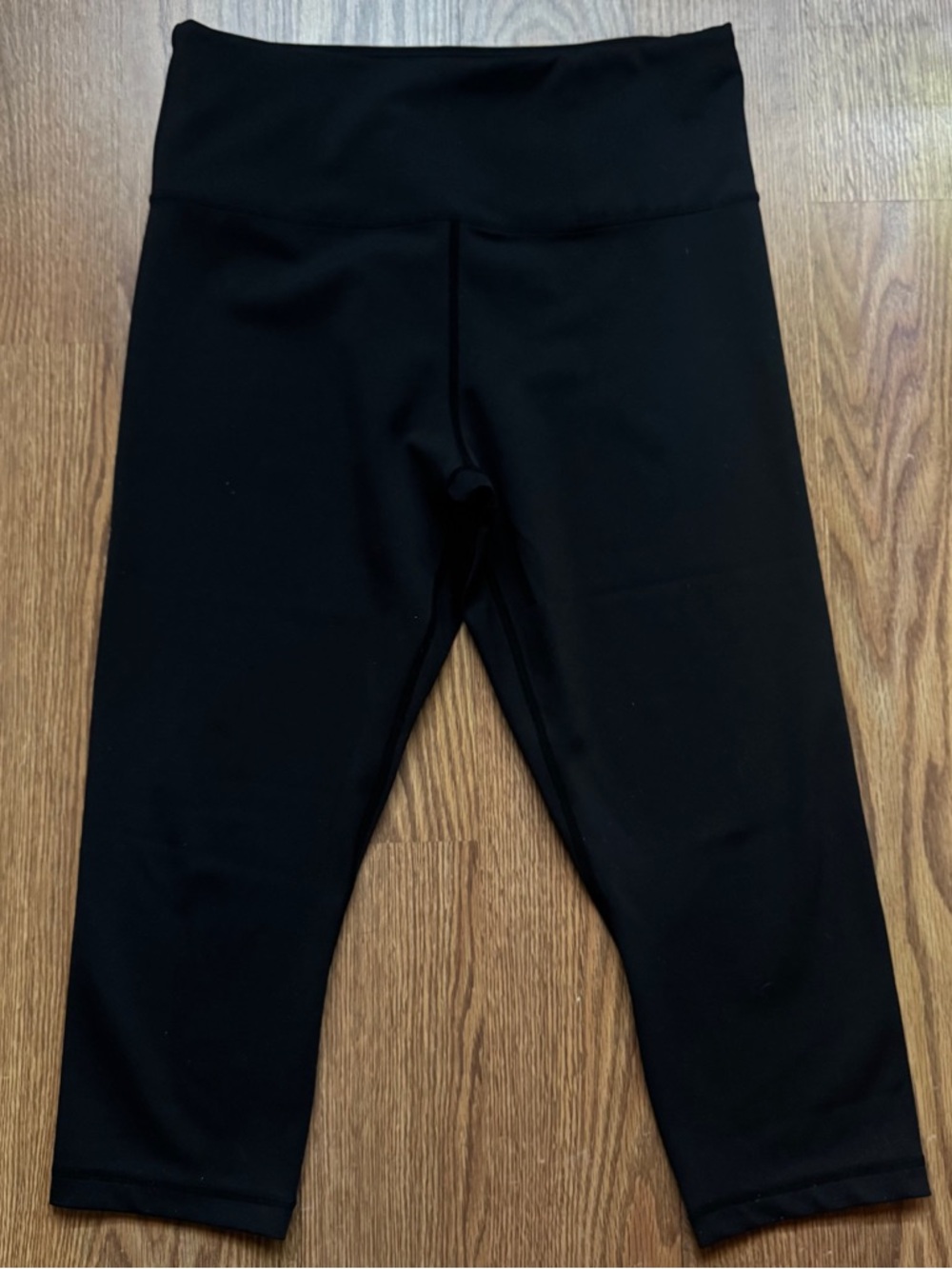 Zyia Black Light n Tight Leggings 🖤